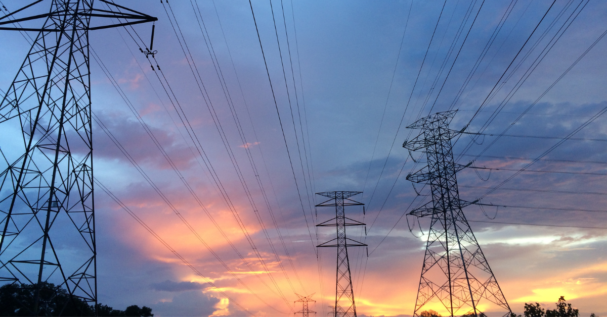 Zasilanie awaryjne w domu – jak przygotować się na brak prądu?